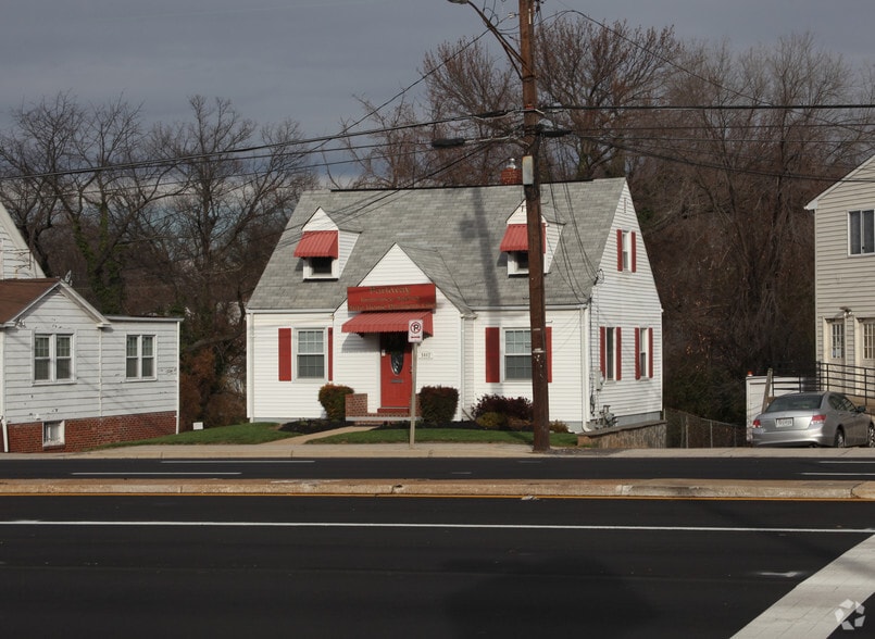 More Photos Of 5462 Annapolis Rd, Bladensburg Medical For Sale