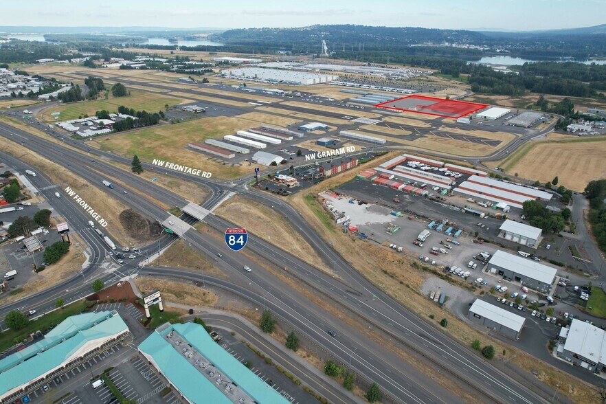 More Photos Of 530 NW Graham Rd, Troutdale Land For Lease