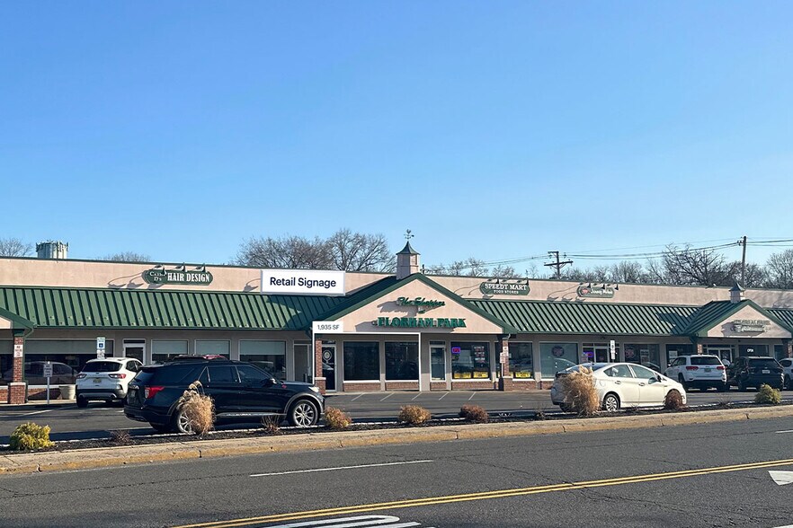 More Photos Of 182 Ridgedale Ave, Florham Park Freestanding For Lease