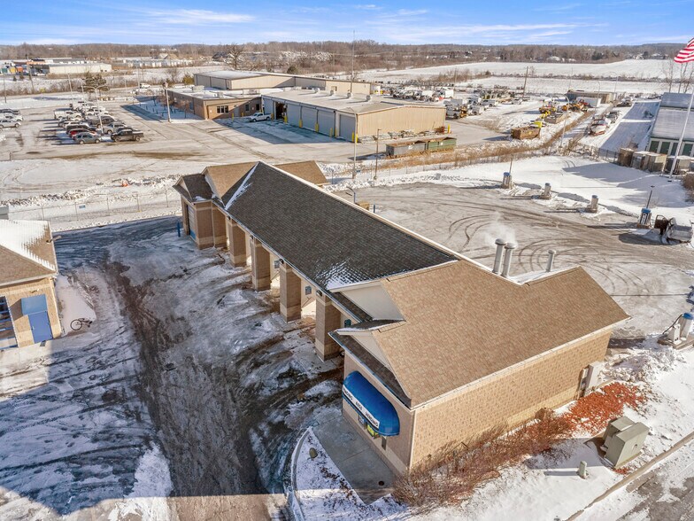 More Photos Of 8858 N Telegraph Rd, Newport Carwash For Sale