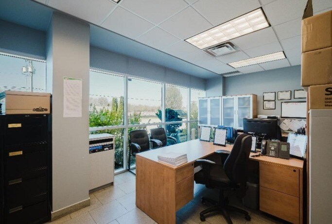 More Photos Of 1180 S Service Rd, Hamilton Manufacturing For Sale