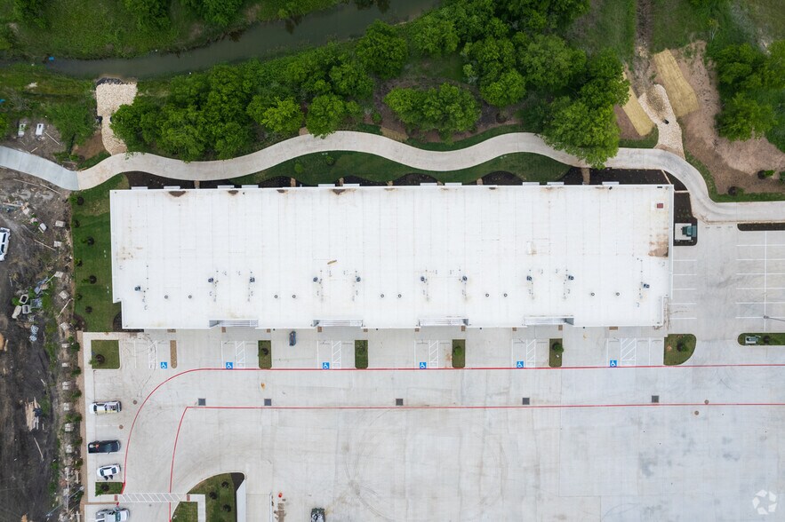 More Photos Of 19121 Marketplace Ave, Kyle Unknown For Lease