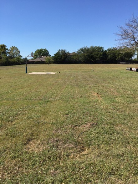 More Photos Of 900 E Belt Line Rd, DeSoto Daycare Center For Sale