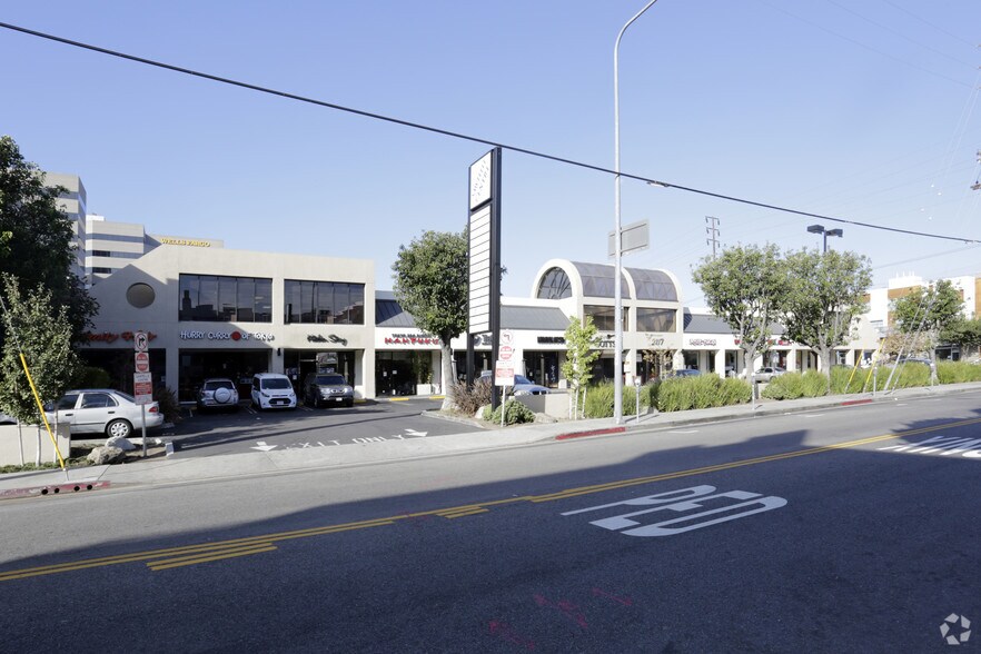 More Photos Of 2121 Sawtelle Blvd, Los Angeles General Retail For Lease
