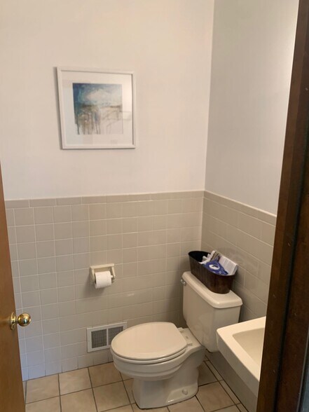 More Photos Of 35 Brant Ave, Clark Office For Sale