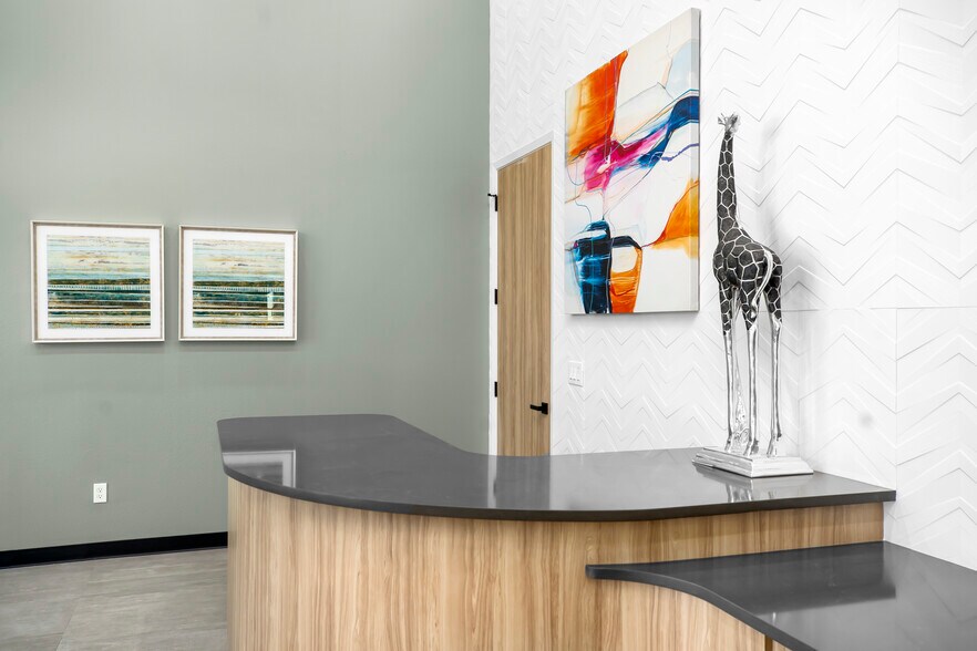 More Photos Of 2001 Tulane Dr, Lufkin Medical For Sale