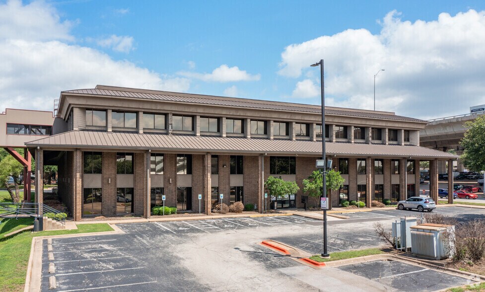More Photos Of 7700 Chevy Chase Dr, Austin Unknown For Lease