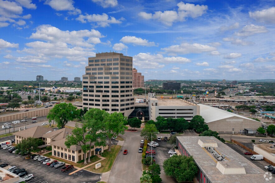 More Photos Of 8023 Vantage Dr, San Antonio Office For Lease
