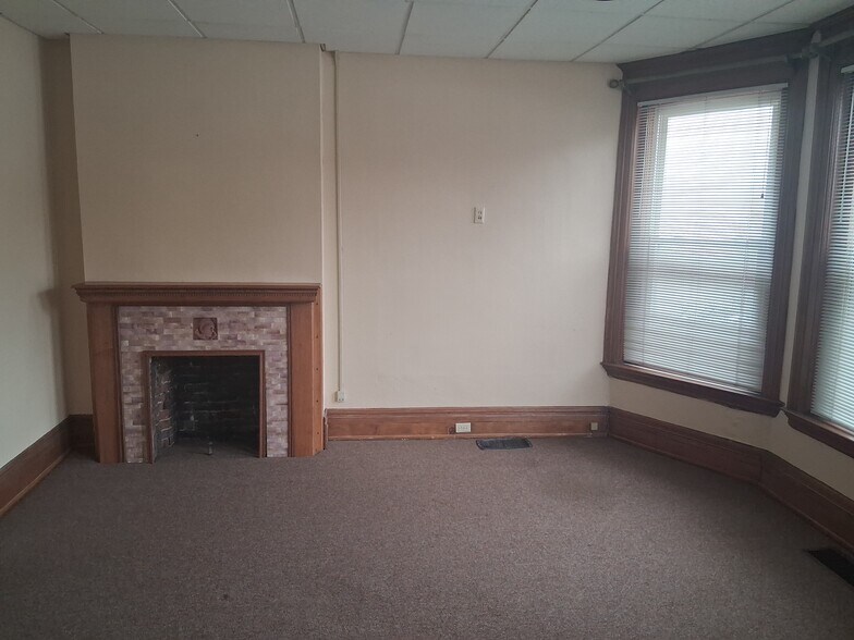 More Photos Of 375 Linwood Ave, Buffalo Office For Lease