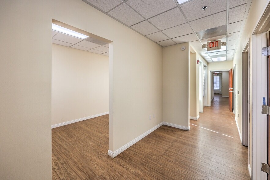 More Photos Of 3263 E Warm Springs Rd, Las Vegas Office Residential For Sale