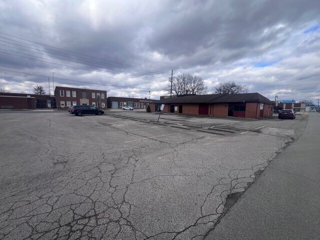 More Photos Of 2819 5th Ave, Huntington Medical For Sale