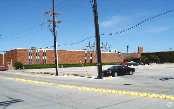 Primary Photo Of 880 F Ave, Plano Warehouse For Lease