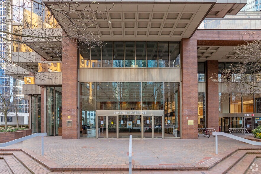 More Photos Of 999 W Hastings St, Vancouver Office For Lease