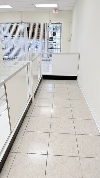 More Photos Of 251-399 S State Road 7, Margate Unknown For Lease