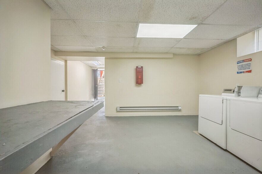 More Photos Of 7092 Forrest Ave, Philadelphia Apartments For Sale