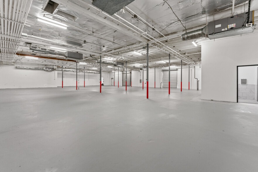 More Photos Of 3535 N Anza Rd, Palm Springs Warehouse For Sale