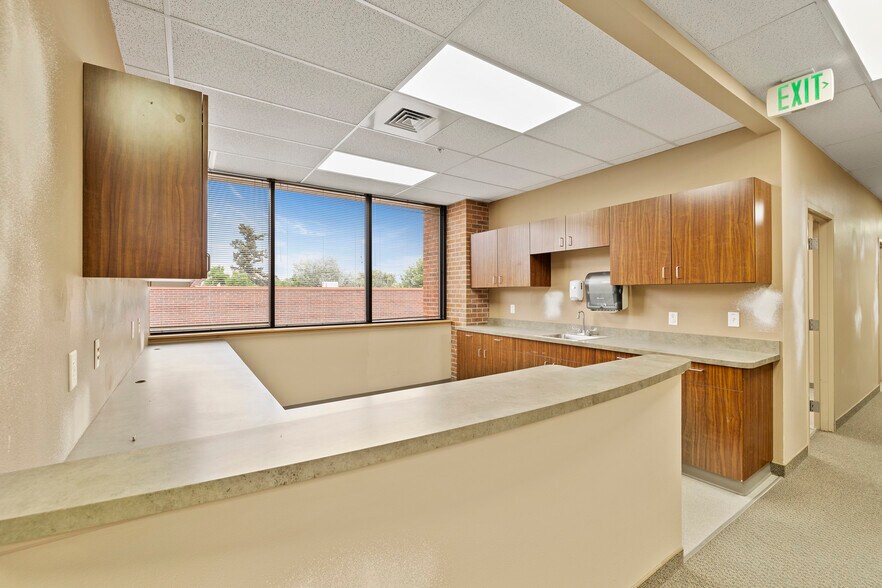 More Photos Of 3850 N Grant Ave, Loveland Medical For Lease