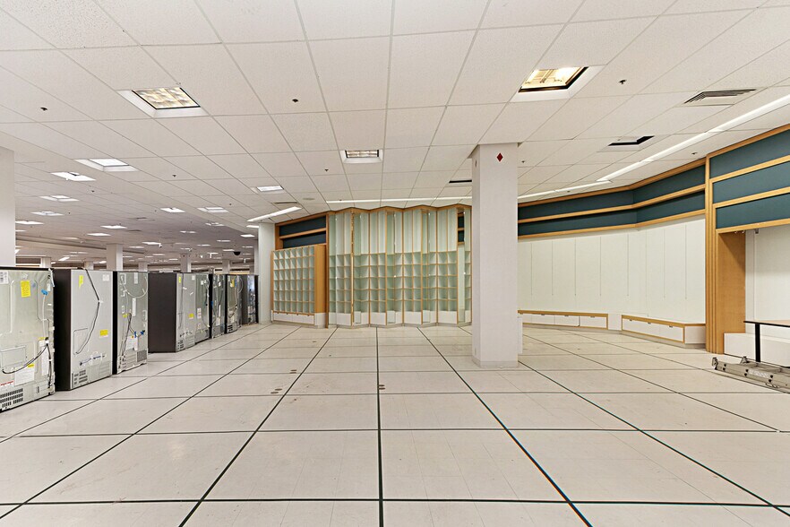 More Photos Of 1400 Dell Range Blvd, Cheyenne Unknown For Lease