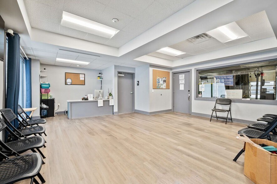 More Photos Of 9043 Marshall Rd, Cranberry Township Manufacturing For Sale