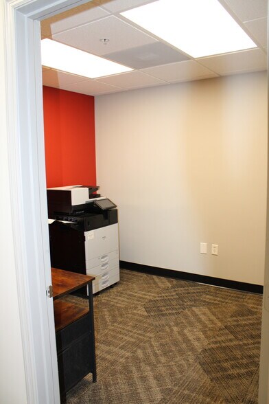 More Photos Of 399 Prairie Industrial Pky, Mulberry Warehouse For Sale