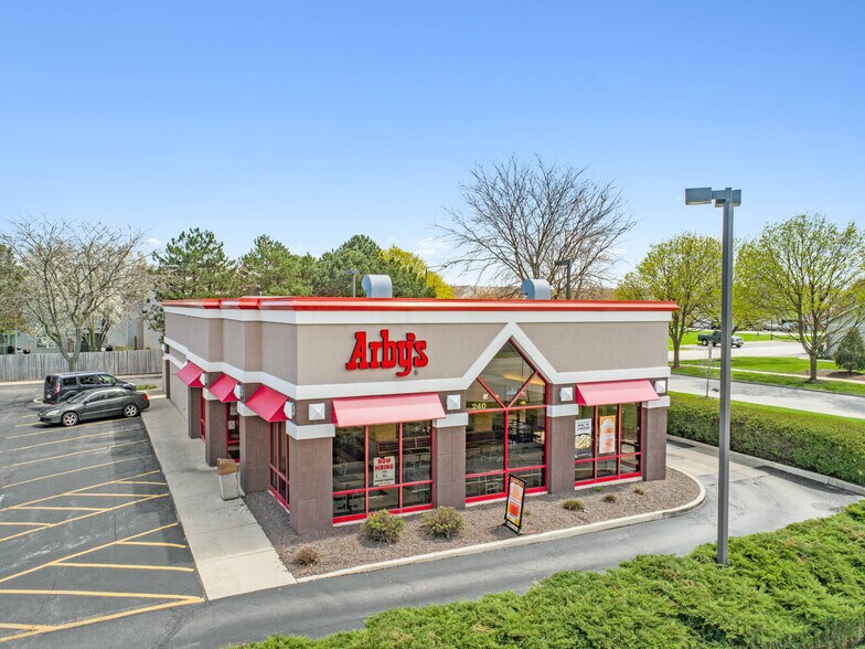 More Photos Of 240 Douglas Rd, Oswego Fast Food For Lease