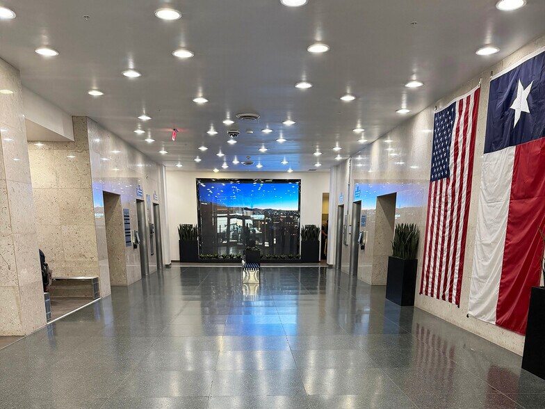More Photos Of 304 Texas Ave, El Paso Apartments For Lease
