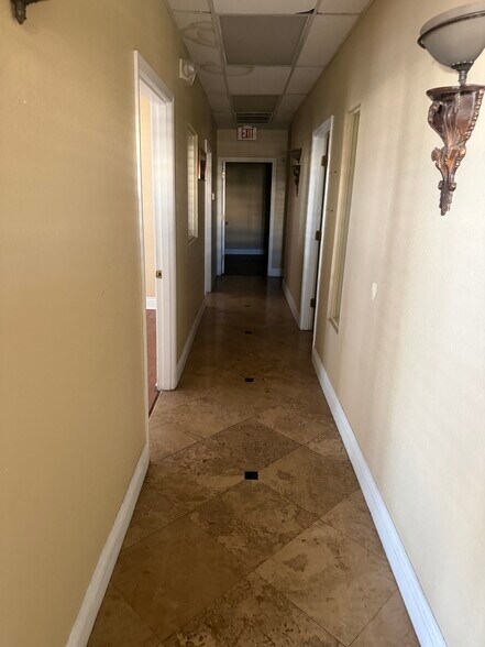 More Photos Of 2955 E Sunset Rd, Las Vegas Unknown For Lease