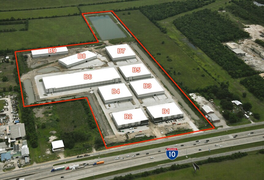 More Photos Of 7218 E Freeway, Baytown, TX 77521, USA Fwy, Baytown Distribution For Sale