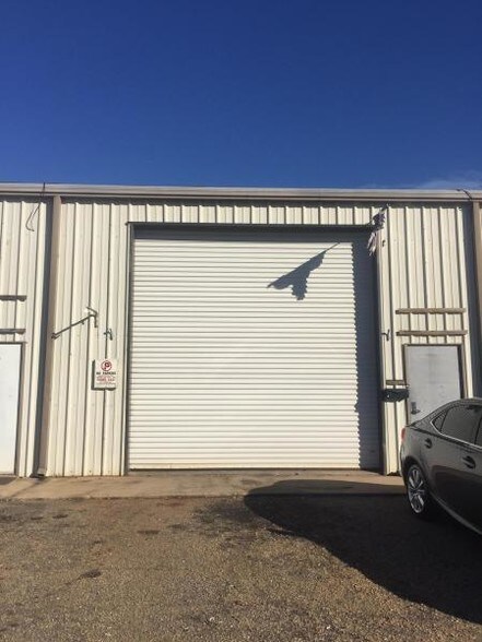 More Photos Of 119 Hollywood Blvd, Fort Walton Beach Flex For Lease