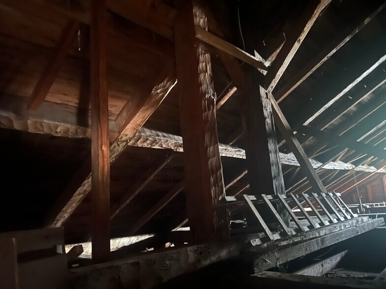 More Photos Of 4 Sawyer st, Phillips Religious Facility For Sale