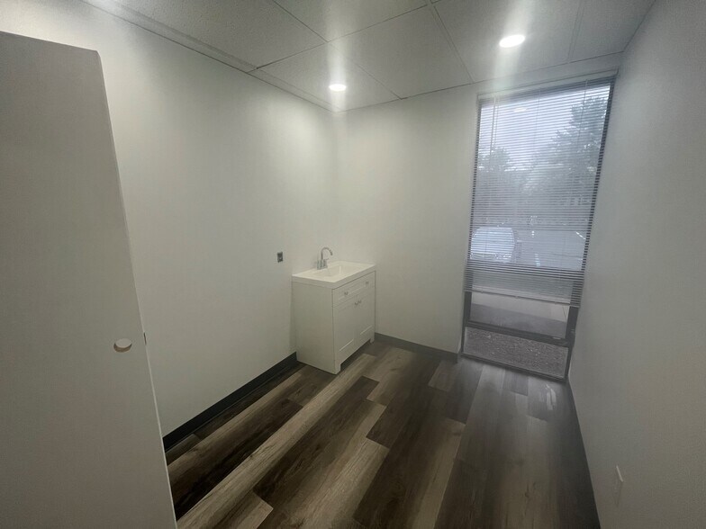 More Photos Of 666 Plainsboro Rd, Plainsboro Medical For Lease