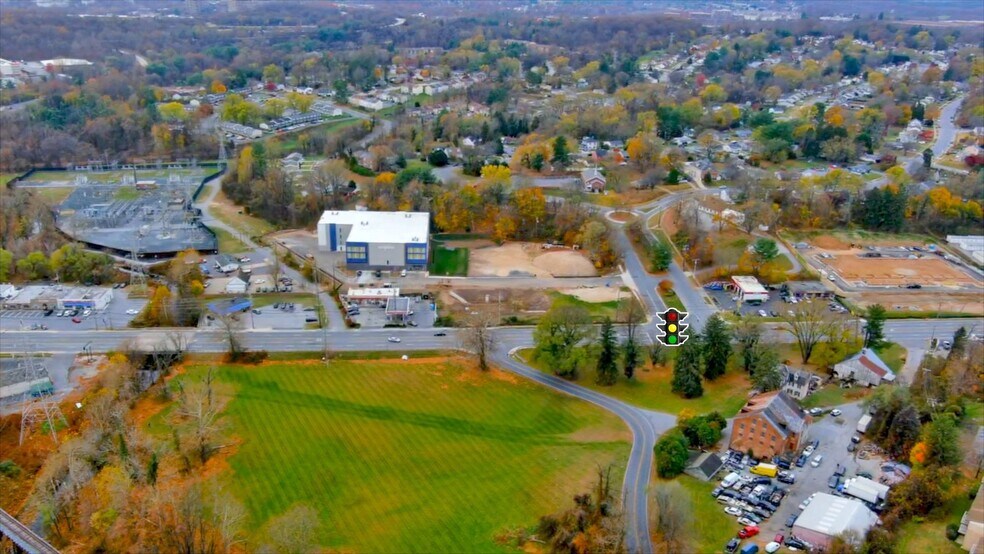 More Photos Of 10544-10550 Reisterstown Rd, Owings Mills Self Storage For Sale