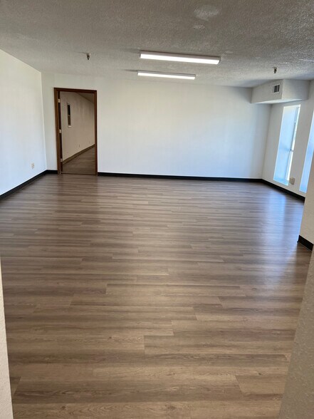 More Photos Of 6200 Melrose Ln, Oklahoma City Warehouse For Lease