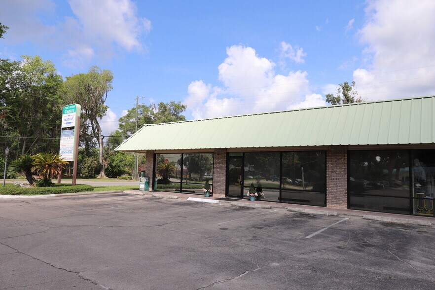 More Photos Of 23352 NW 186th Ave, High Springs Storefront Retail Office For Lease