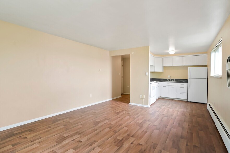 More Photos Of 1675 Upham St, Lakewood Apartments For Sale