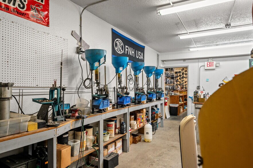 More Photos Of 6123 Ridge Rd, Port Richey Freestanding For Sale