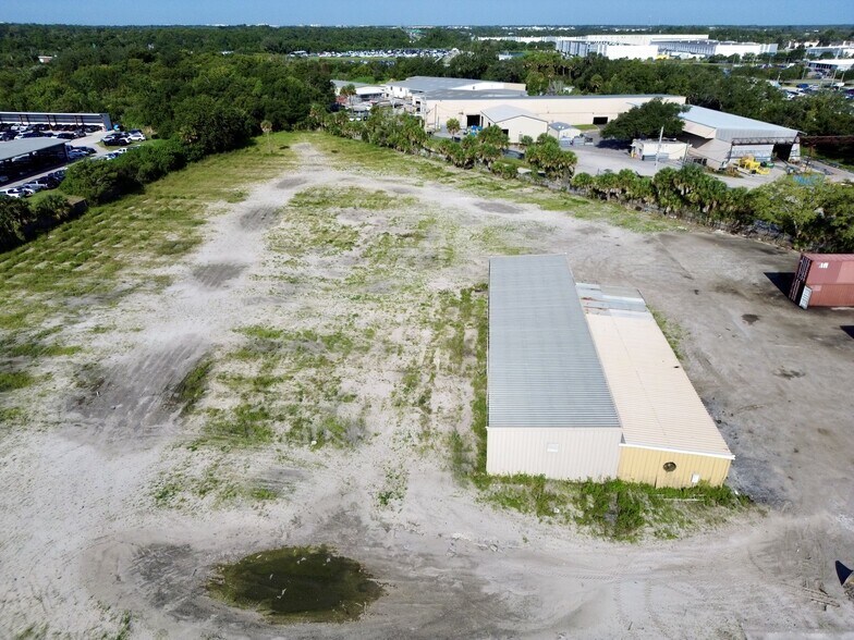 More Photos Of 1101 Albright Rd, Sanford Industrial For Lease