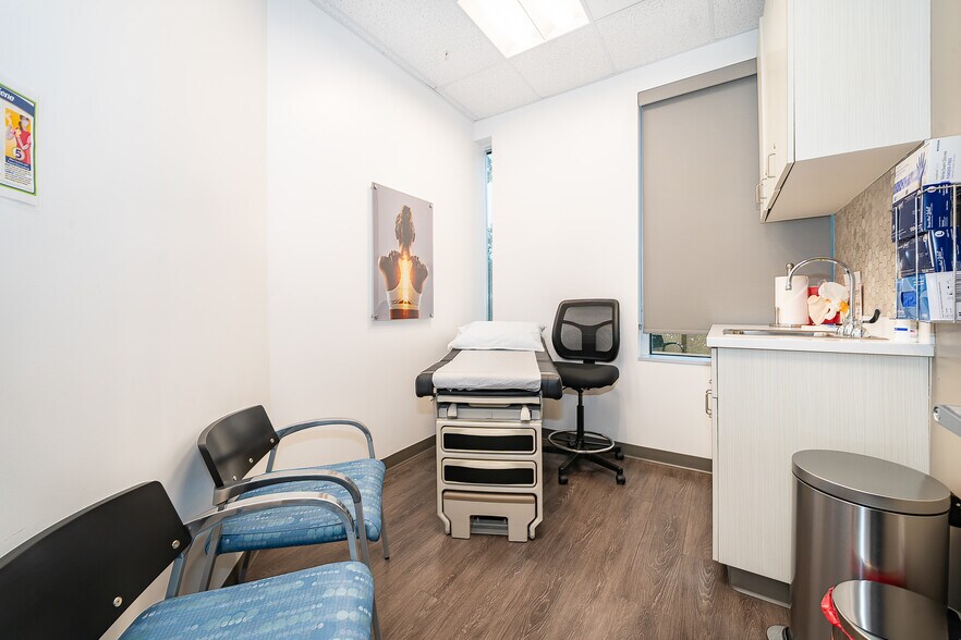 More Photos Of 7560 Red Bug Lake Rd, Oviedo Medical For Sale