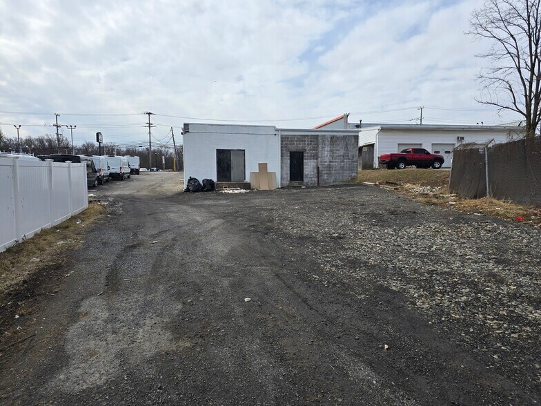More Photos Of 9324 Liberty Rd, Randallstown Freestanding For Lease