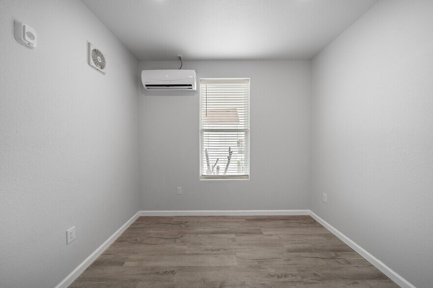 More Photos Of 2805 Church st, Galveston Multifamily For Sale