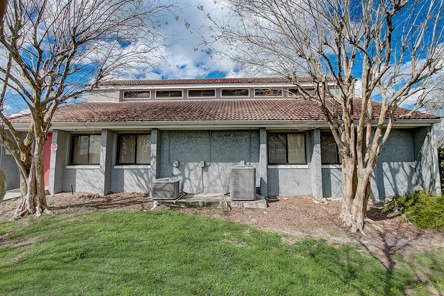 More Photos Of 201 W SR 434, Winter Springs Medical For Lease