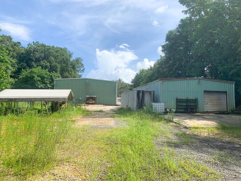 More Photos Of 7010 Moffett Rd, Mobile Industrial For Sale
