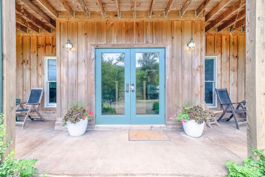 More Photos Of 57 Hemlock Ridge Ln, Catawba Lodge Meeting Hall For Sale