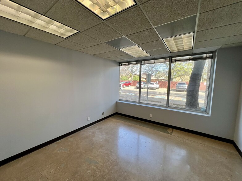 More Photos Of 13154 Coit Rd, Dallas Office For Lease