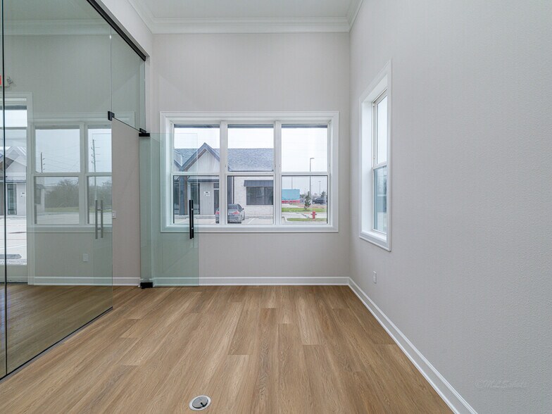 More Photos Of 5251 Katy Mills Circle, Katy Medical For Sale