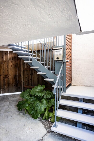 More Photos Of 2120 Grant St, Berkeley Apartments For Sale