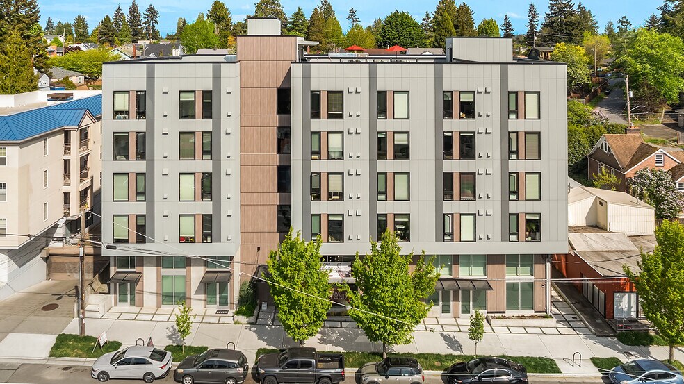 More Photos Of 9736 Greenwood Ave N, Seattle Apartments For Sale