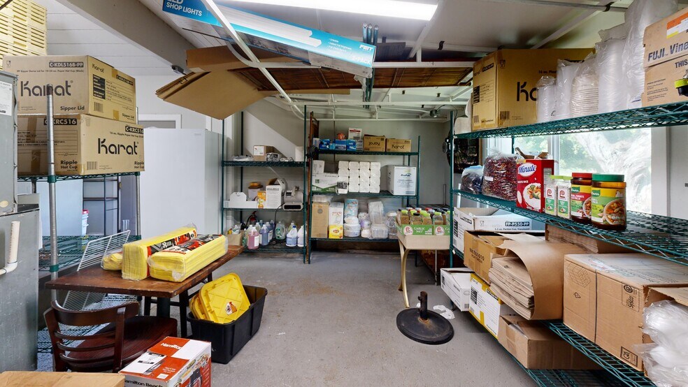 More Photos Of 4-733 Kuhio Hwy, Kapaa Freestanding For Lease