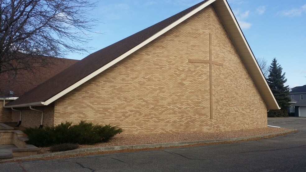 More Photos Of 405 Broadway Ave S, Cokato Religious Facility For Sale