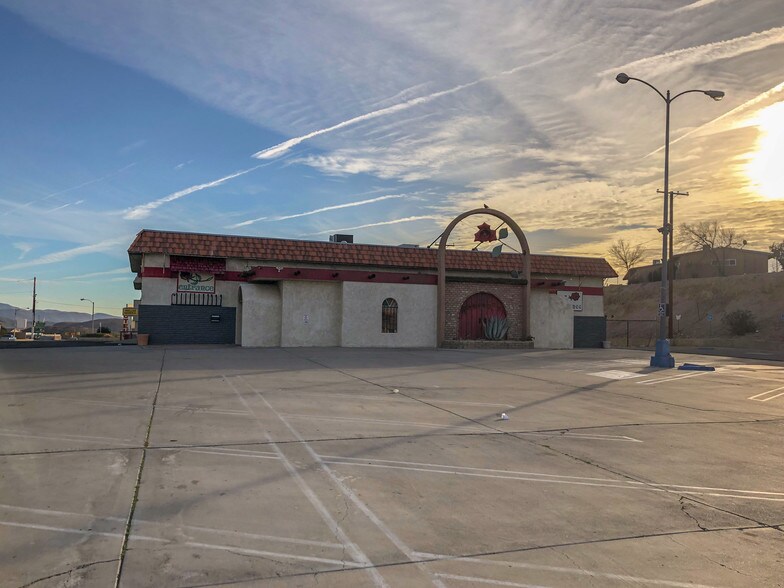 More Photos Of 540 W Main St, Barstow Restaurant For Sale